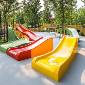 Los parques infantiles públicos son espacios mágicos. Aquí, los niños pueden jugar y explorar. El juego es esencial para su desarrollo. Les ayuda a aprender habilidades sociales y físicas. Además, jugar al aire libre mejora su salud. La luz del sol y el aire fresco son beneficiosos.