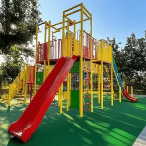 Un parque infantil colorido es un lugar mágico. Los colores brillantes atraen a los niños y hacen que se sientan felices. Un entorno colorido ayuda a que los niños crezcan bien. Los colores estimulan su mente y les invitan a jugar.